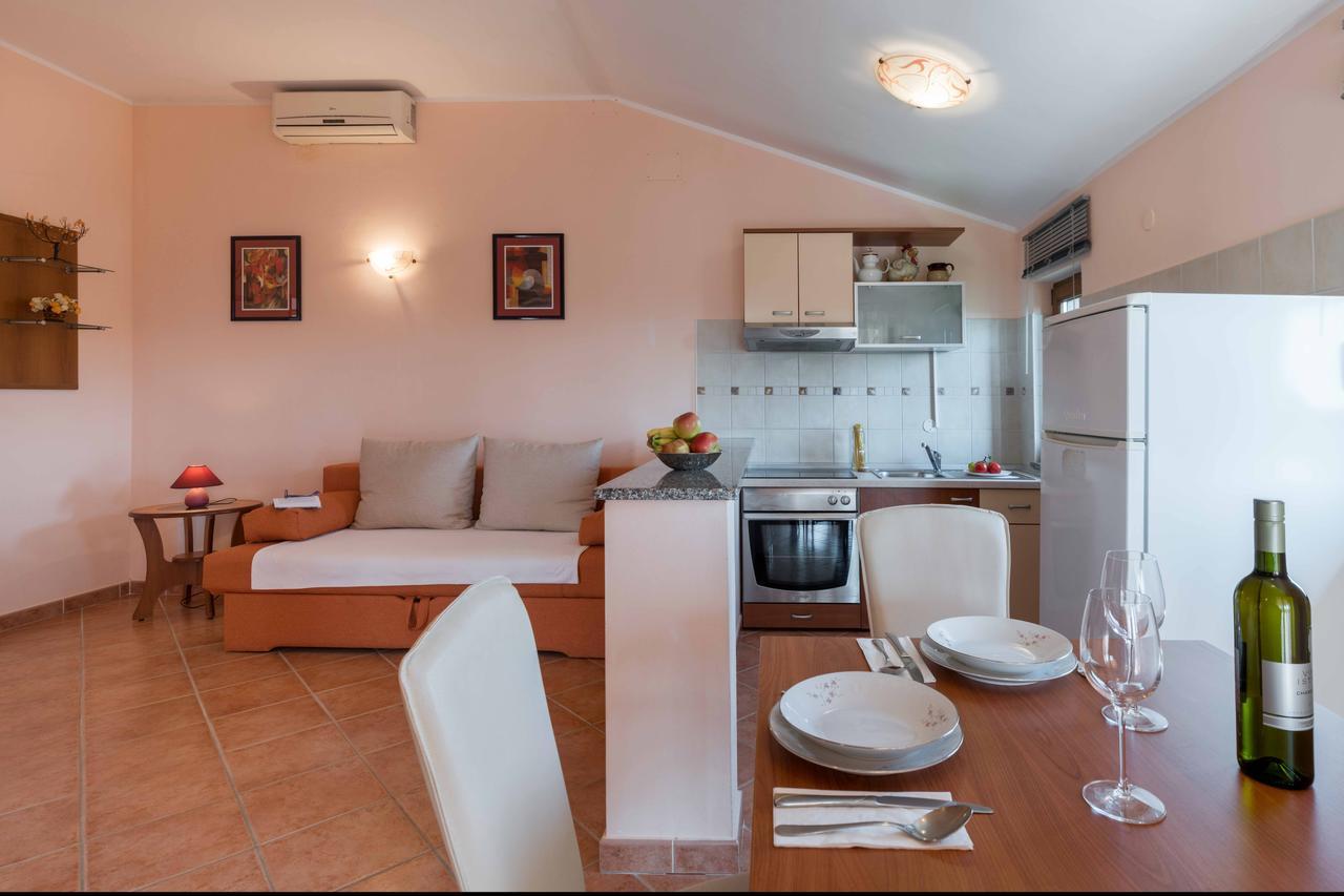 Apartments Villa Tre Marie Rovinj Exterior photo