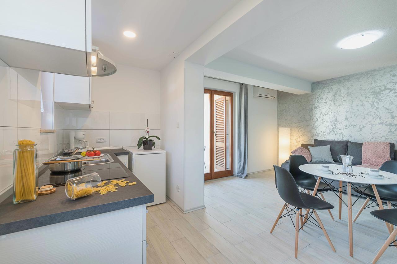 Apartments Villa Tre Marie Rovinj Exterior photo