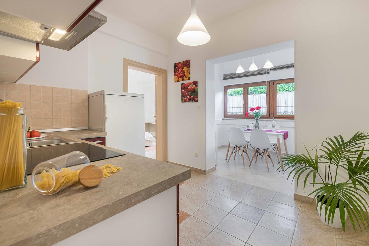 Apartments Villa Tre Marie Rovinj Exterior photo